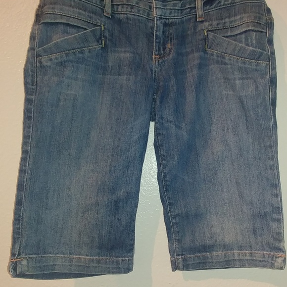 Guess Bermuda Jean Shorts - Picture 2 of 6